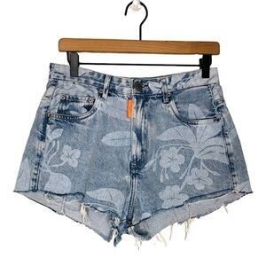 Animale High-waisted floral print denim shorts 100% Cotton Frayed Hem Size: 28
